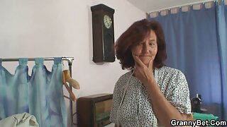ટૂંકા વાળ કાપવા